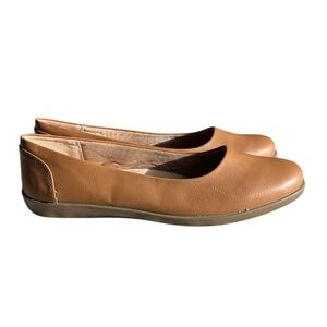 Life stride active arch nonchalant Tan Women's Flats Sz 9